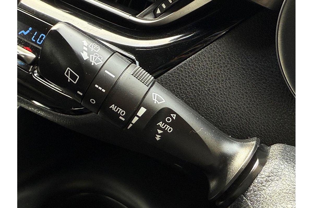 2019 Toyota C-HR NGX10R