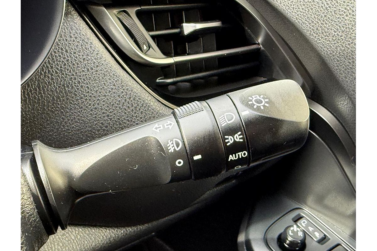 2019 Toyota C-HR NGX10R