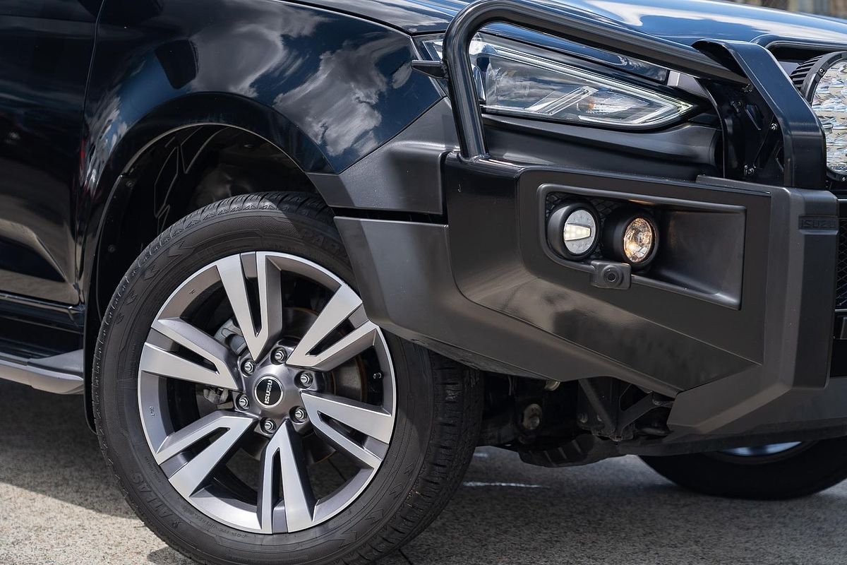 2022 Isuzu MU-X LS-T