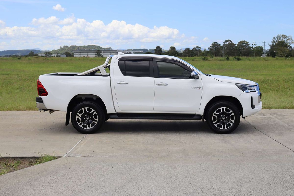 2023 Toyota Hilux SR5 GUN126R 4X4
