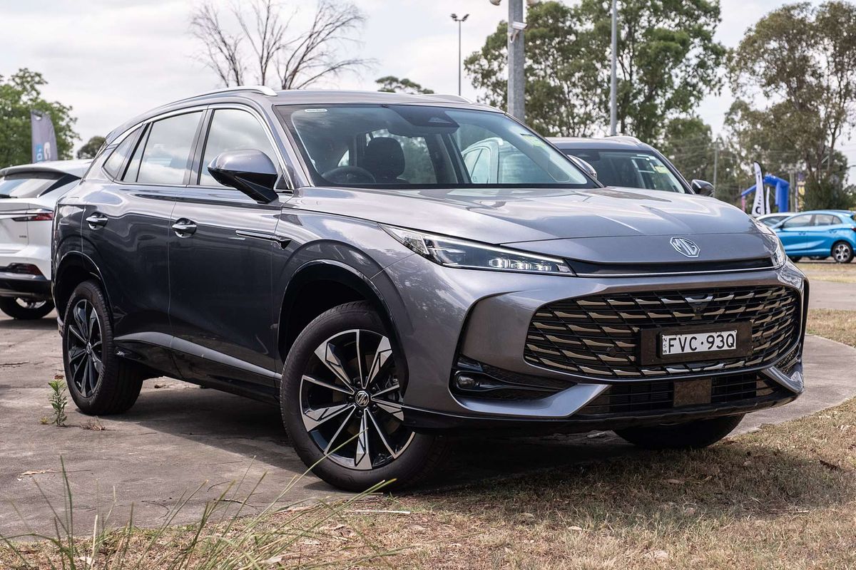 2024 MG HS Excite AS33