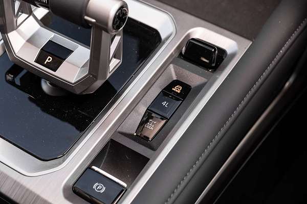 2025 MG MGU9 Explore EKK1C 4X4