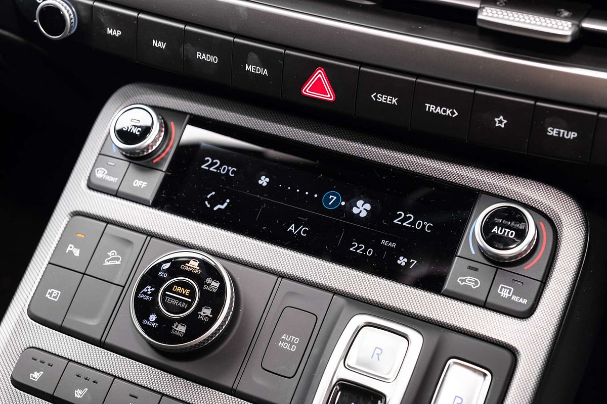 2024 Hyundai Palisade Calligraphy Black Ink LX2.V5