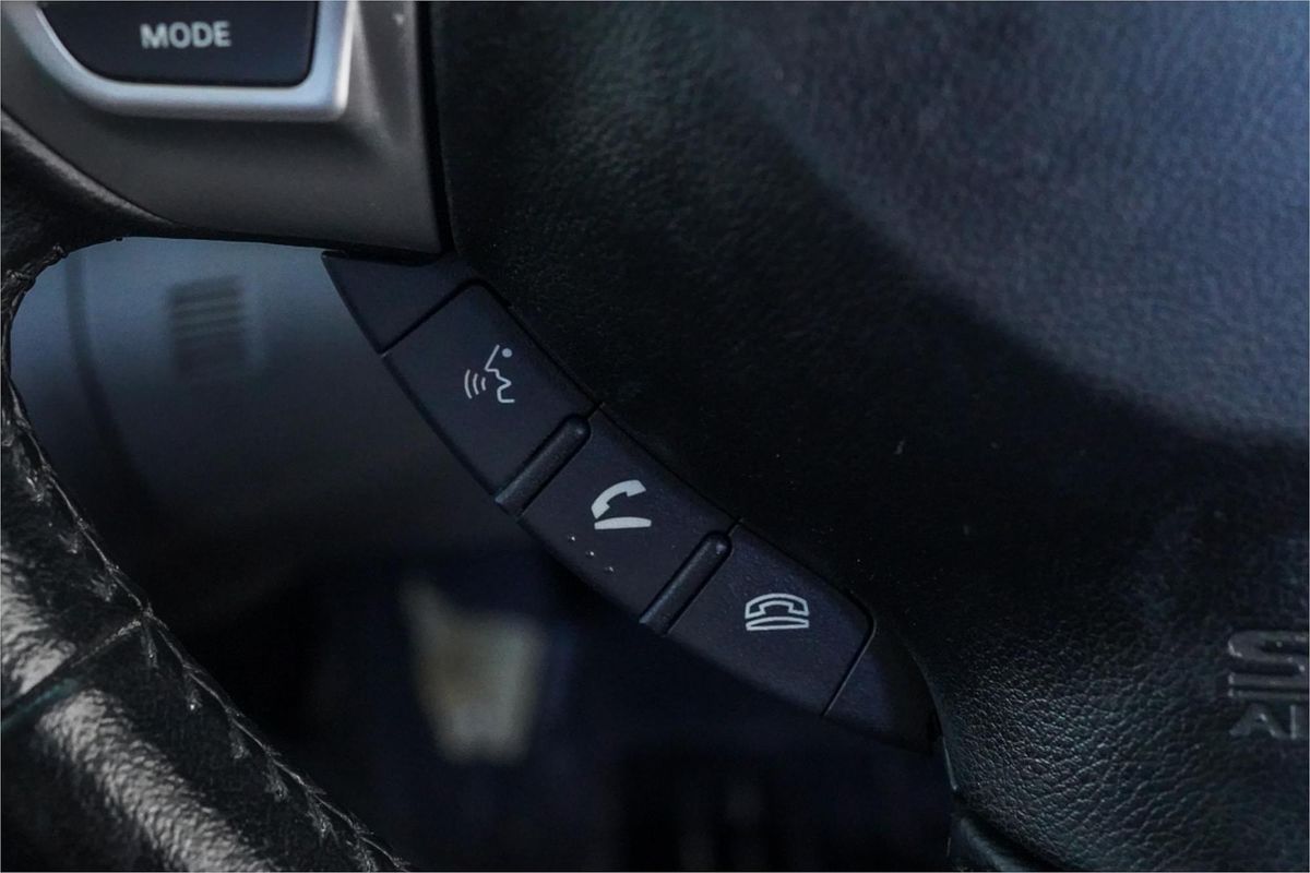 2010 Mitsubishi Triton GLX-R MN 4X4