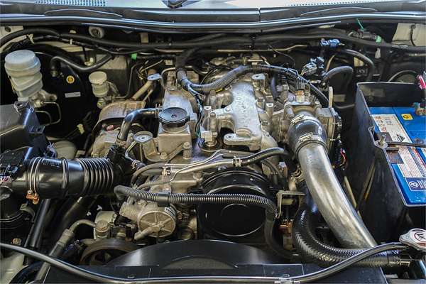 2010 Mitsubishi Triton GLX-R MN 4X4