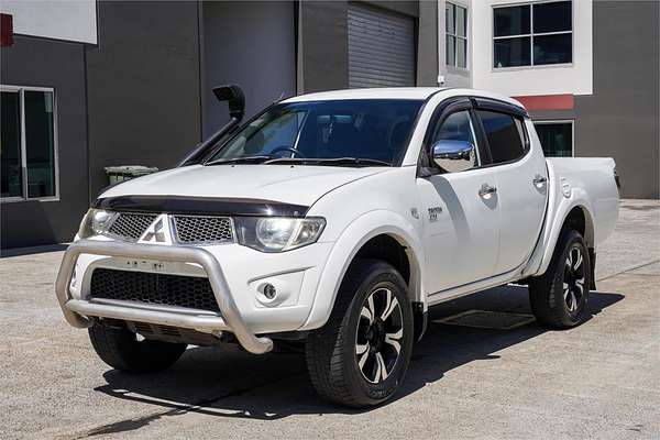 2010 Mitsubishi Triton GLX-R MN 4X4