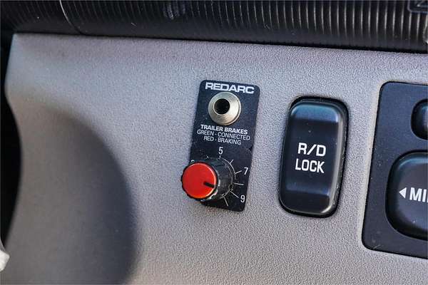 2010 Mitsubishi Triton GLX-R MN 4X4