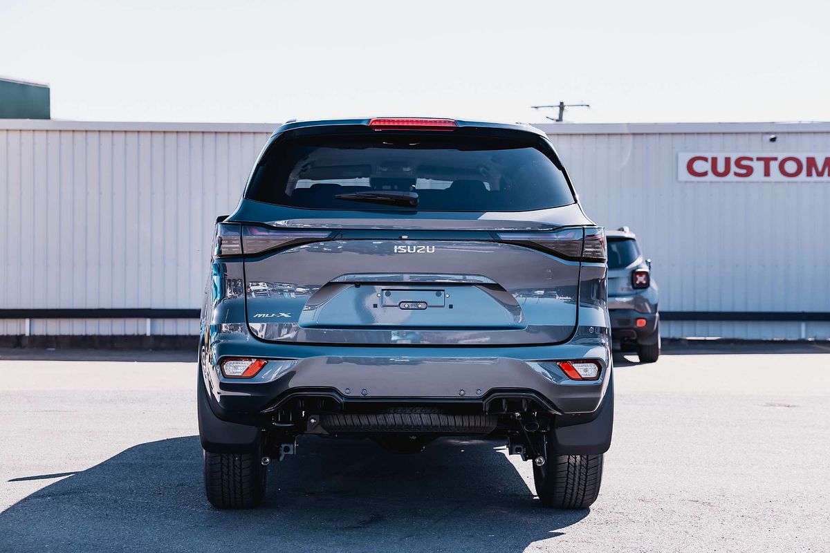 2025 Isuzu MU-X LS-U