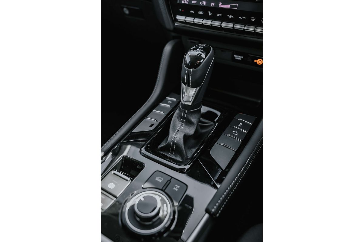 2025 Isuzu MU-X LS-U