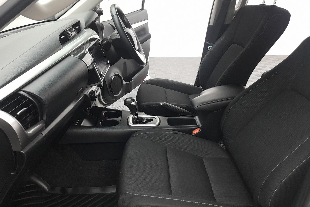 2021 Toyota Hilux SR5 GUN126R 4X4