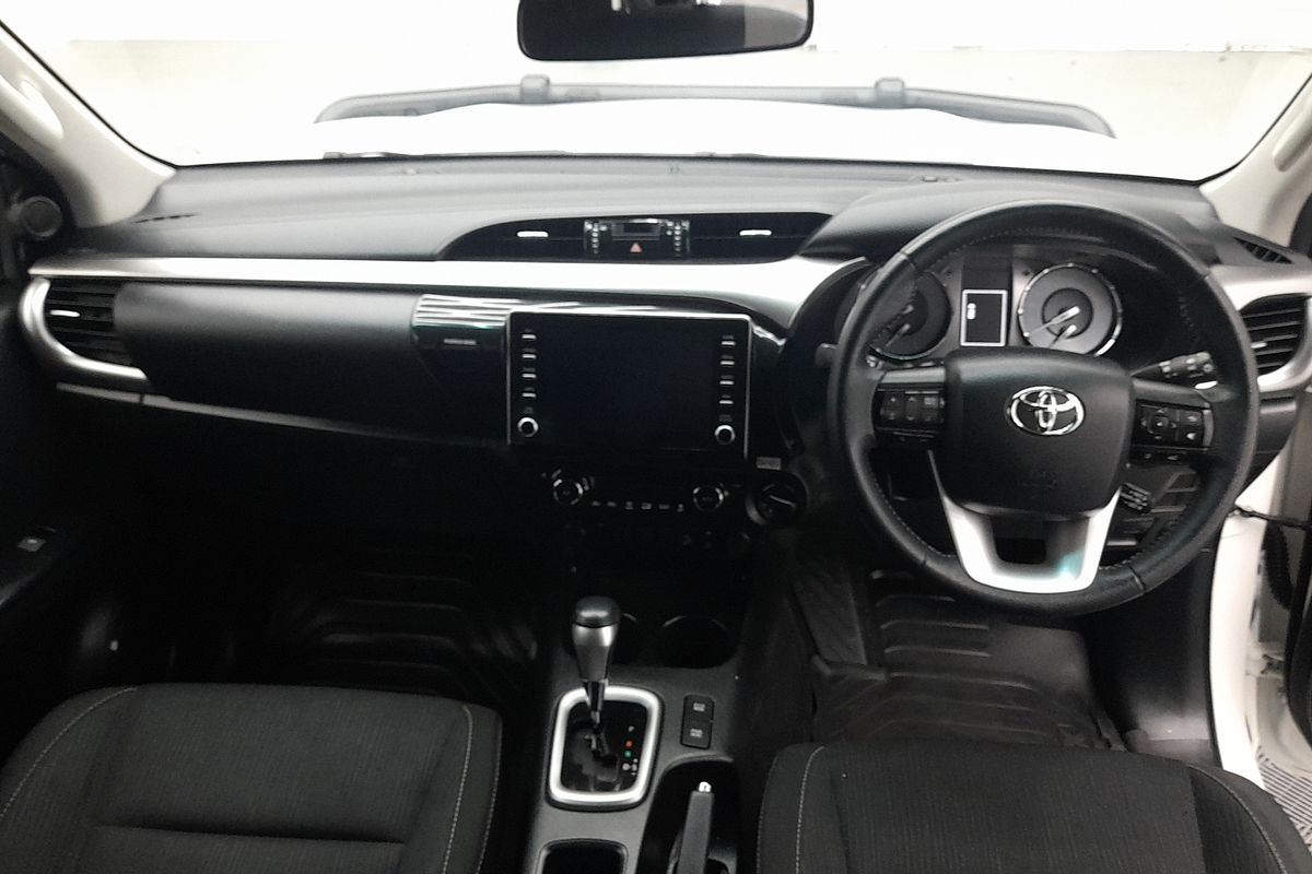 2021 Toyota Hilux SR5 GUN126R 4X4