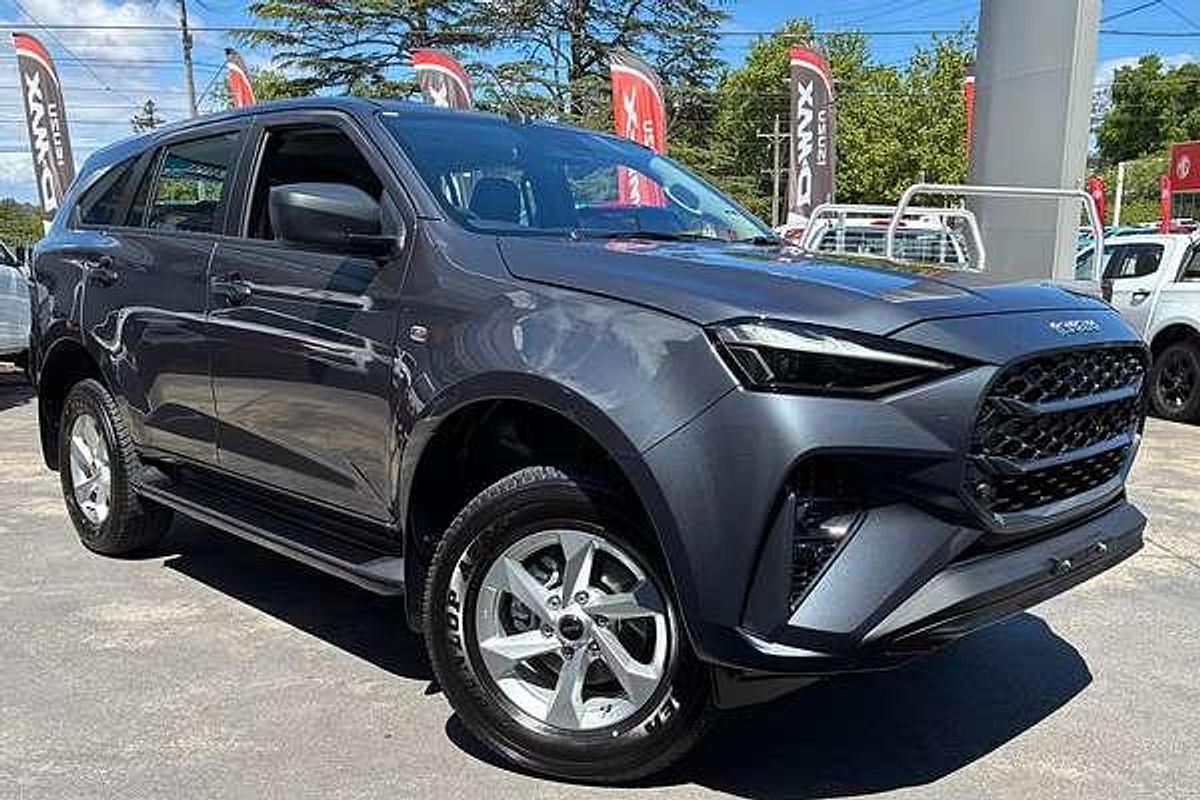 2025 Isuzu MU-X LS-M