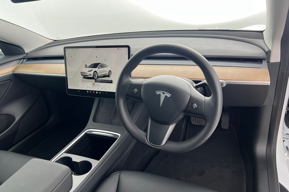 2022 Tesla Model 3 Rear-Wheel Drive