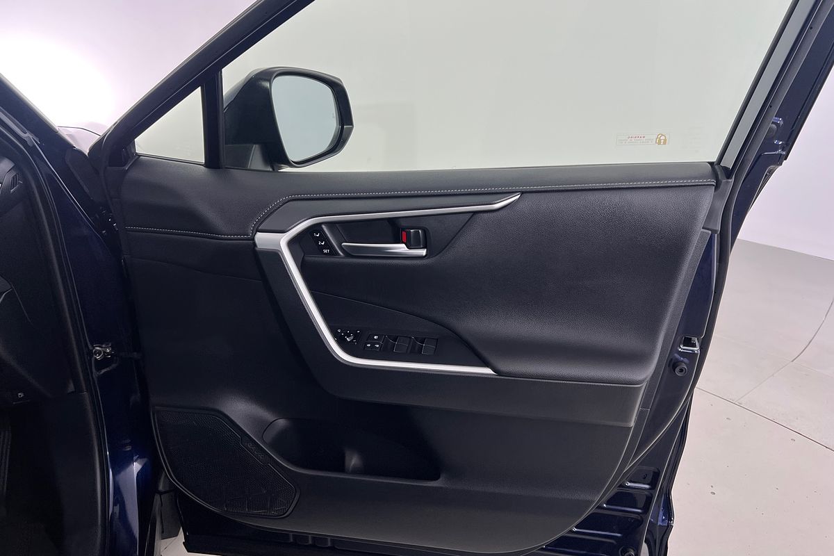 2019 Toyota RAV4 Cruiser AXAH52R