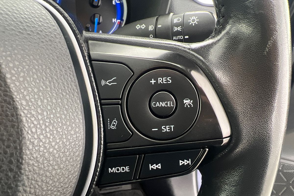 2019 Toyota RAV4 Cruiser AXAH52R