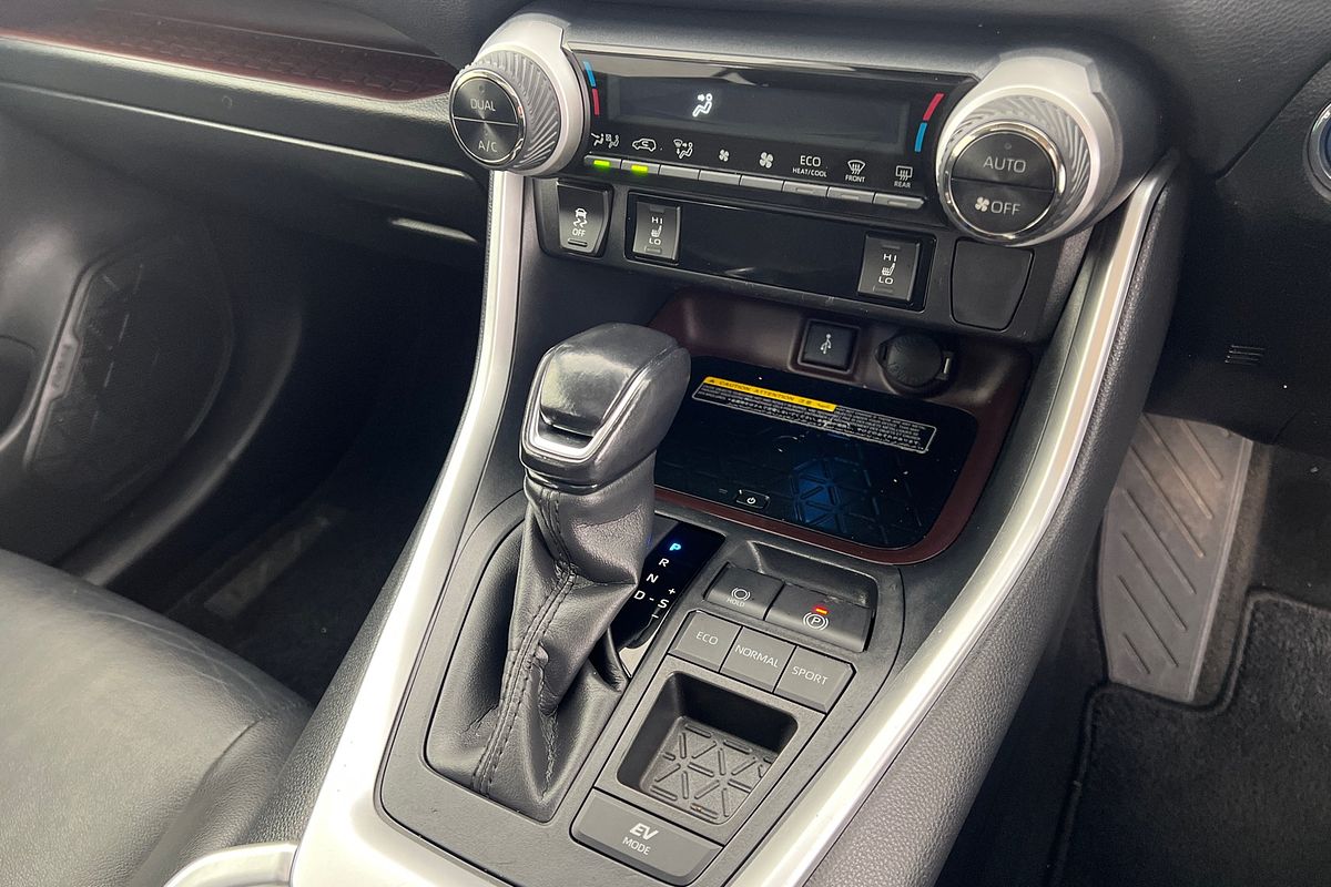 2019 Toyota RAV4 Cruiser AXAH52R