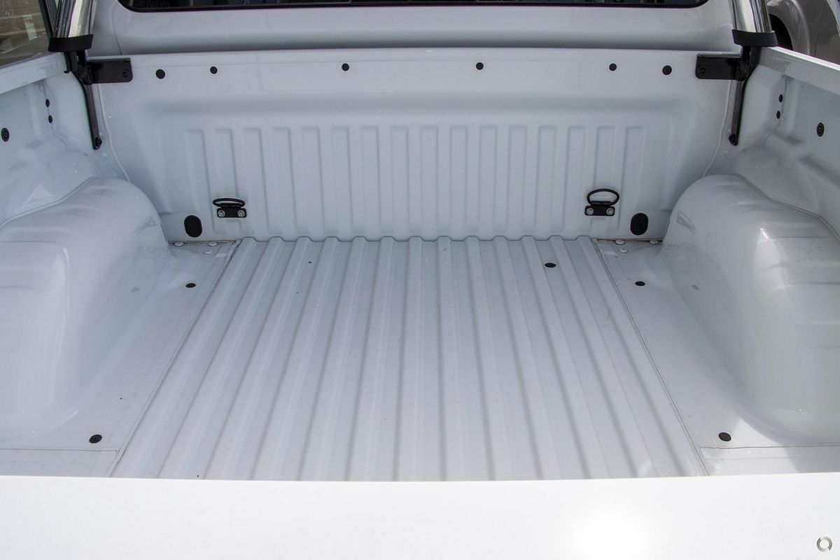 2025 Nissan Navara ST D23 4X4