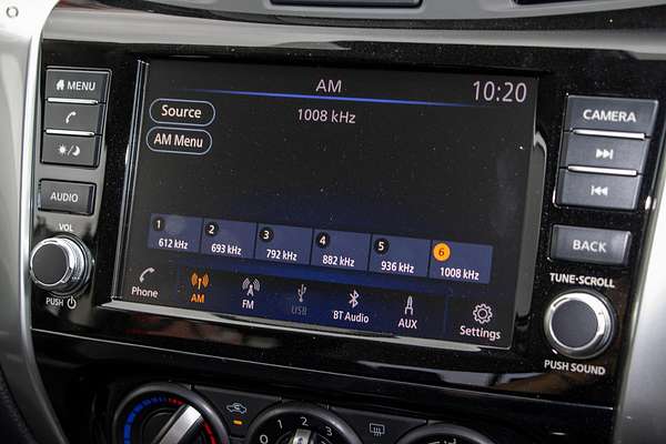 2025 Nissan Navara ST D23 4X4