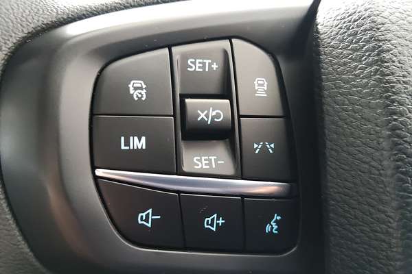 2024 Ford Everest Ambiente 2.0L