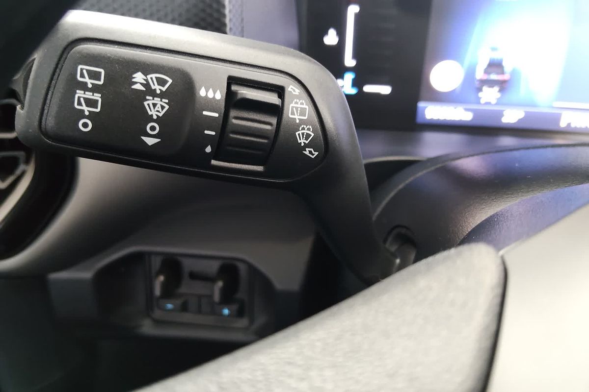 2024 Ford Everest Ambiente 2.0L