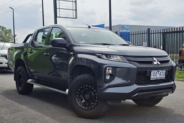 2019 Mitsubishi Triton GLX+ MR 4X4