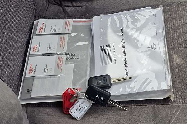 2019 Mitsubishi Triton GLX+ MR 4X4