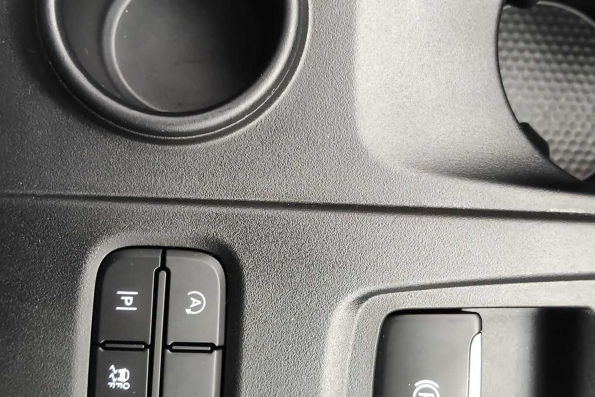 2024 Ford Everest Ambiente 2.0L