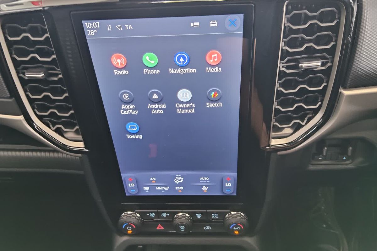 2024 Ford Everest Ambiente 2.0L