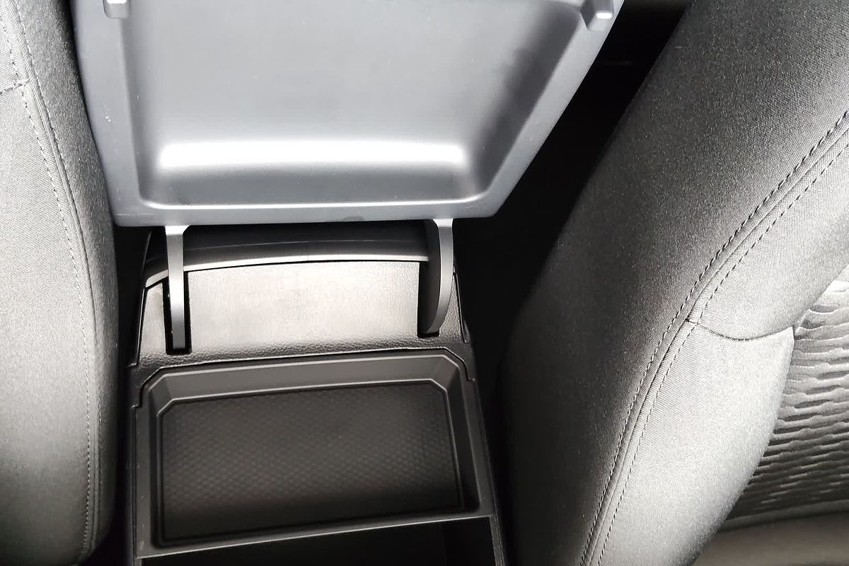 2024 Ford Everest Ambiente 2.0L