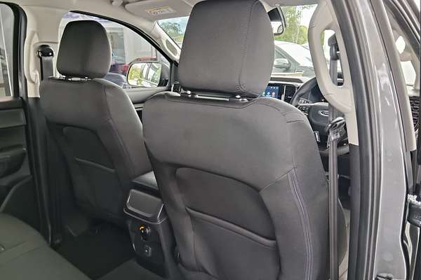 2024 Ford Everest Ambiente 2.0L