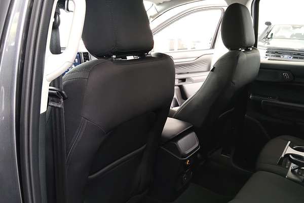 2024 Ford Everest Ambiente 2.0L