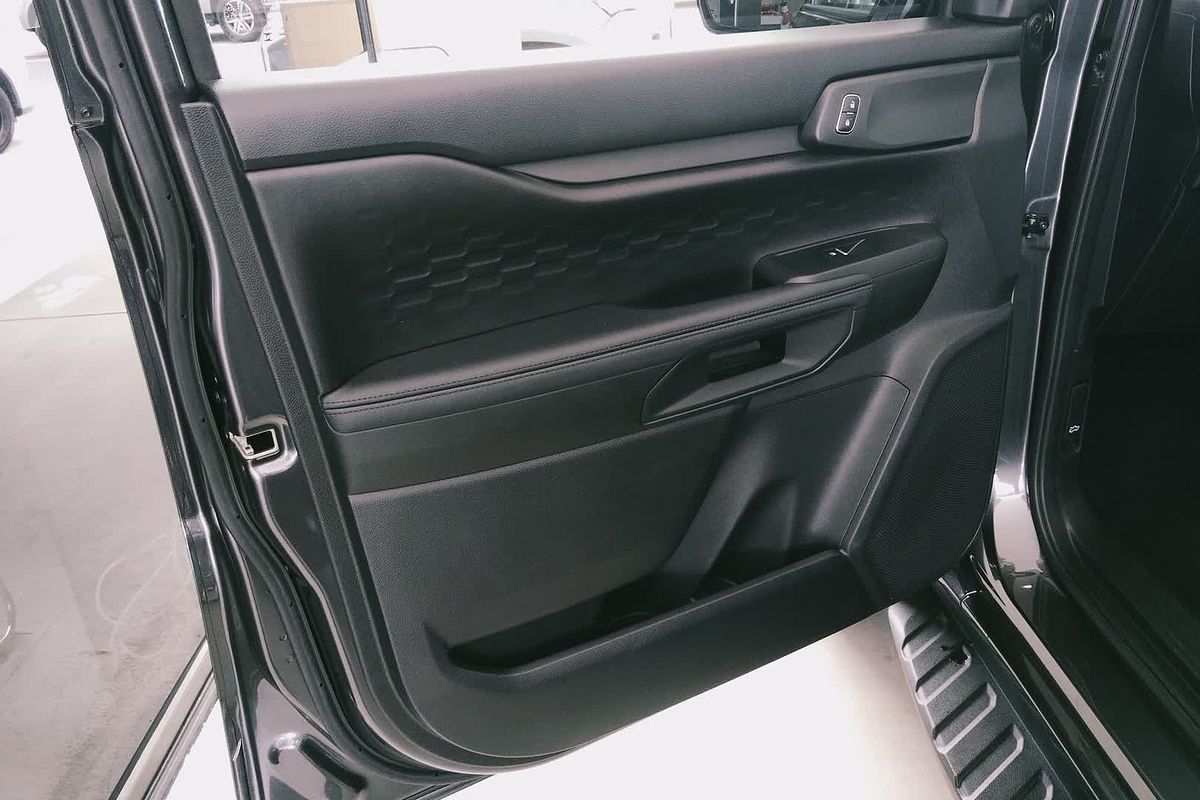 2024 Ford Everest Ambiente 2.0L