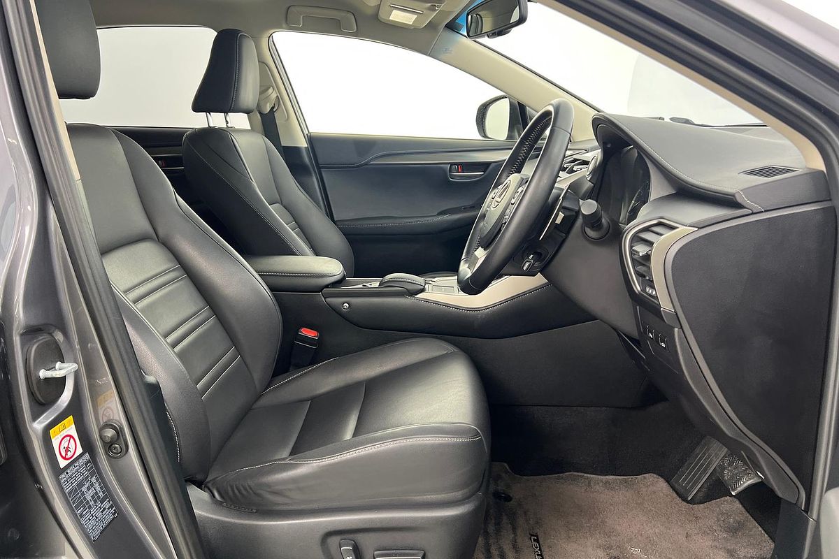 2015 Lexus NX NX200t Luxury AGZ10R