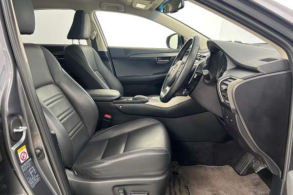 2015 Lexus NX NX200t Luxury AGZ10R