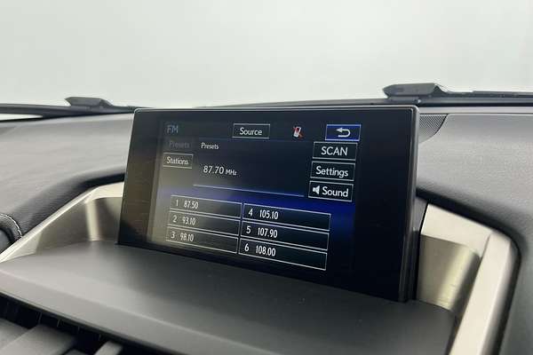 2015 Lexus NX NX200t Luxury AGZ10R