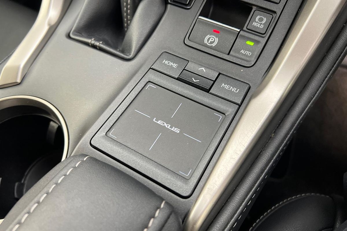 2015 Lexus NX NX200t Luxury AGZ10R