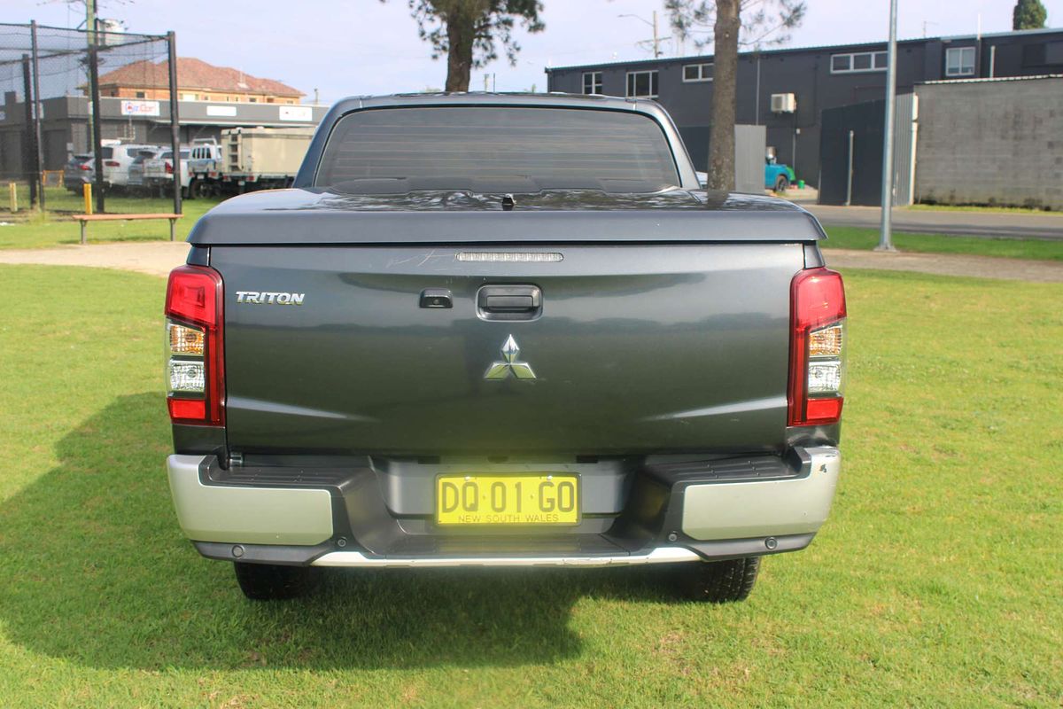 2021 MITSUBISHI TRITON GLX+ (4x4) 6 SP AUTOMATIC DOUBLE CAB P/UP DT4 2021 MITSUBISHI TRITON GLX+ (4x4) 6 SP AUTOMATIC DOUBLE CAB P/UP DT4
