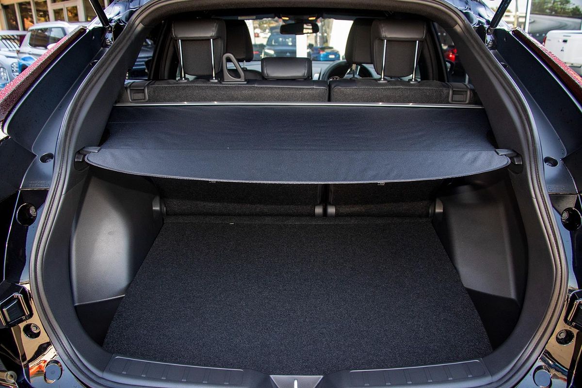 2023 Mitsubishi Eclipse Cross LS Black Edition YB