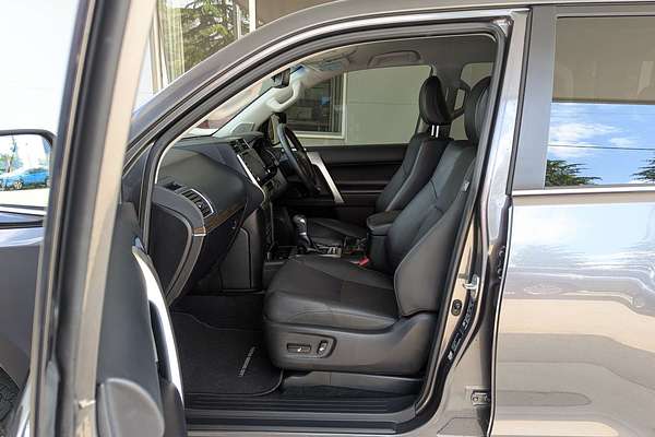 2023 Toyota Landcruiser Prado VX GDJ150R