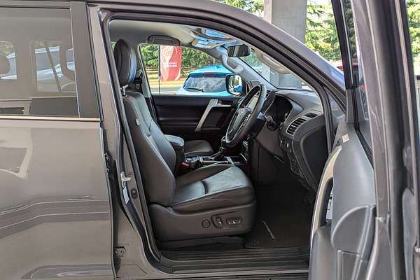 2023 Toyota Landcruiser Prado VX GDJ150R