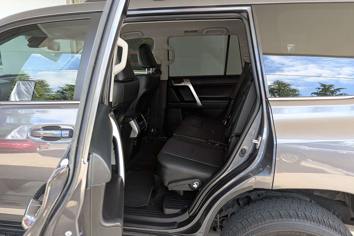2023 Toyota Landcruiser Prado VX GDJ150R