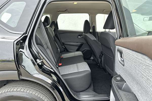 2023 Nissan X-TRAIL ST T33