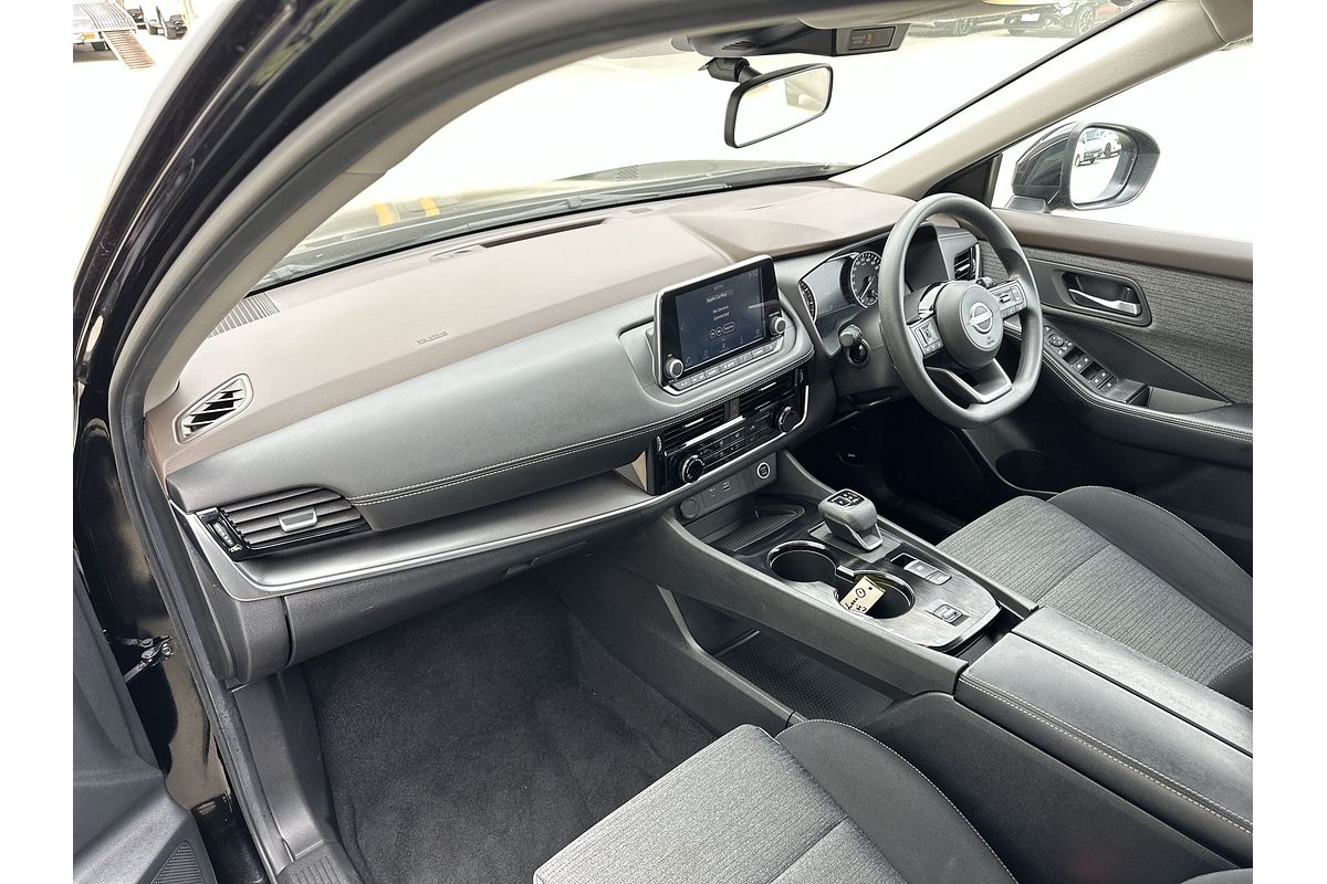 2023 Nissan X-TRAIL ST T33