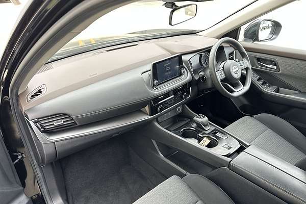 2023 Nissan X-TRAIL ST T33