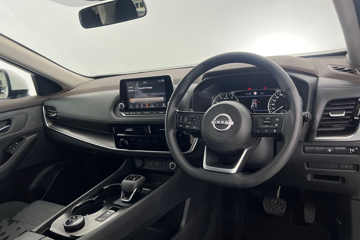 2023 Nissan X-TRAIL ST T33