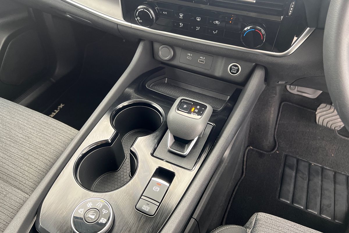 2023 Nissan X-TRAIL ST T33