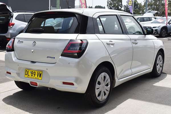 2024 Suzuki Swift Hybrid UZ