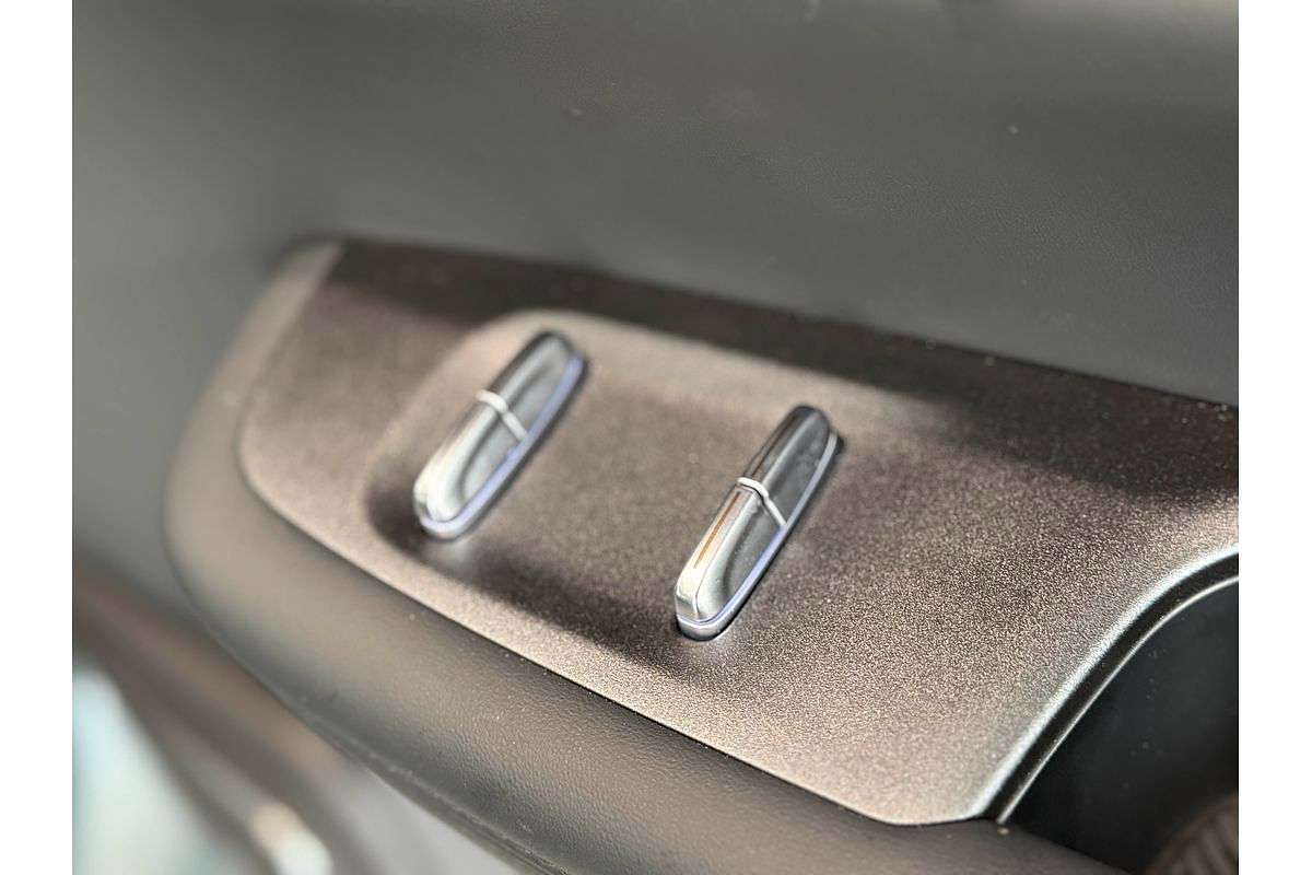 2025 Jaecoo J7 SHS Summit