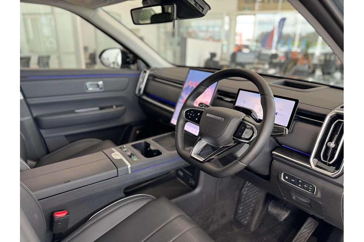 2025 Jaecoo J7 SHS Summit