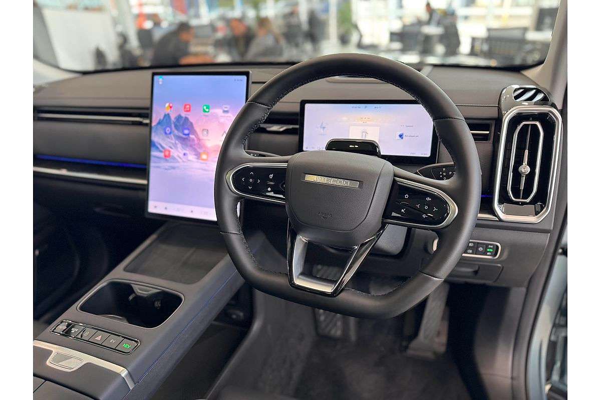 2025 Jaecoo J7 SHS Summit